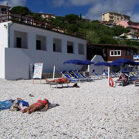 Hotel Le Ghiaie Portoferraio Exterior foto